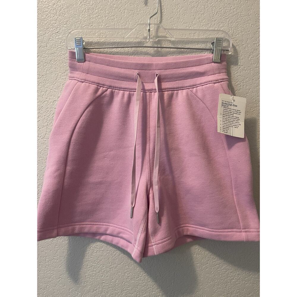 Lululemon Scuba High-Rise Short 5" Vitapink shorts Size 4 NWT